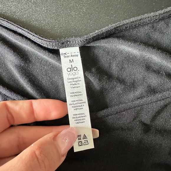 ALO Yoga Barre Crop Top - Picture 3 of 6